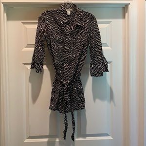 Black and white cardigan type